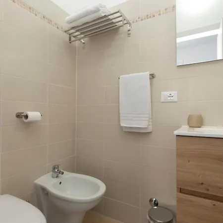 Amerigo Vespucci マリーナ・ディ・サン・ヴィート